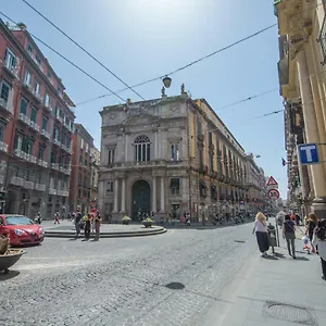 Bed & Breakfast Palazzo Doria D'angri, Naples